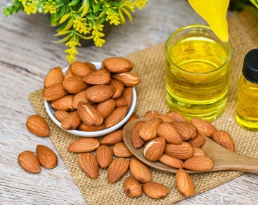 روغن بادام شیرین برای پوست